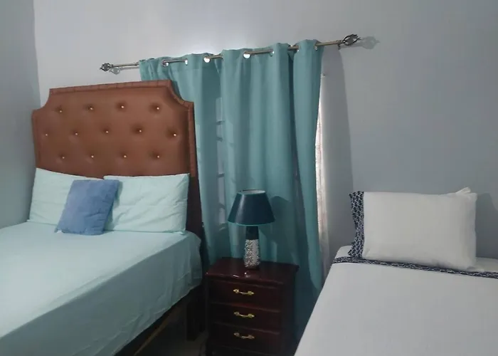 Сasa de vacaciones Luxurious 3-bedroom House In With Private Entrance Ocho Ríos